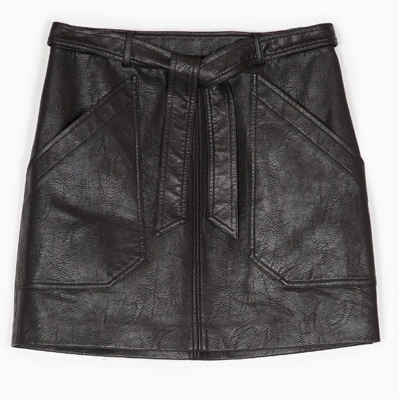 NWT Faux Leather Belted Mini Skirt - Picture 2 of 8